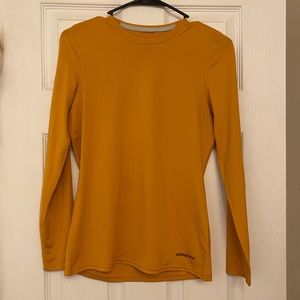Patagonia long sleeve shirt women’s